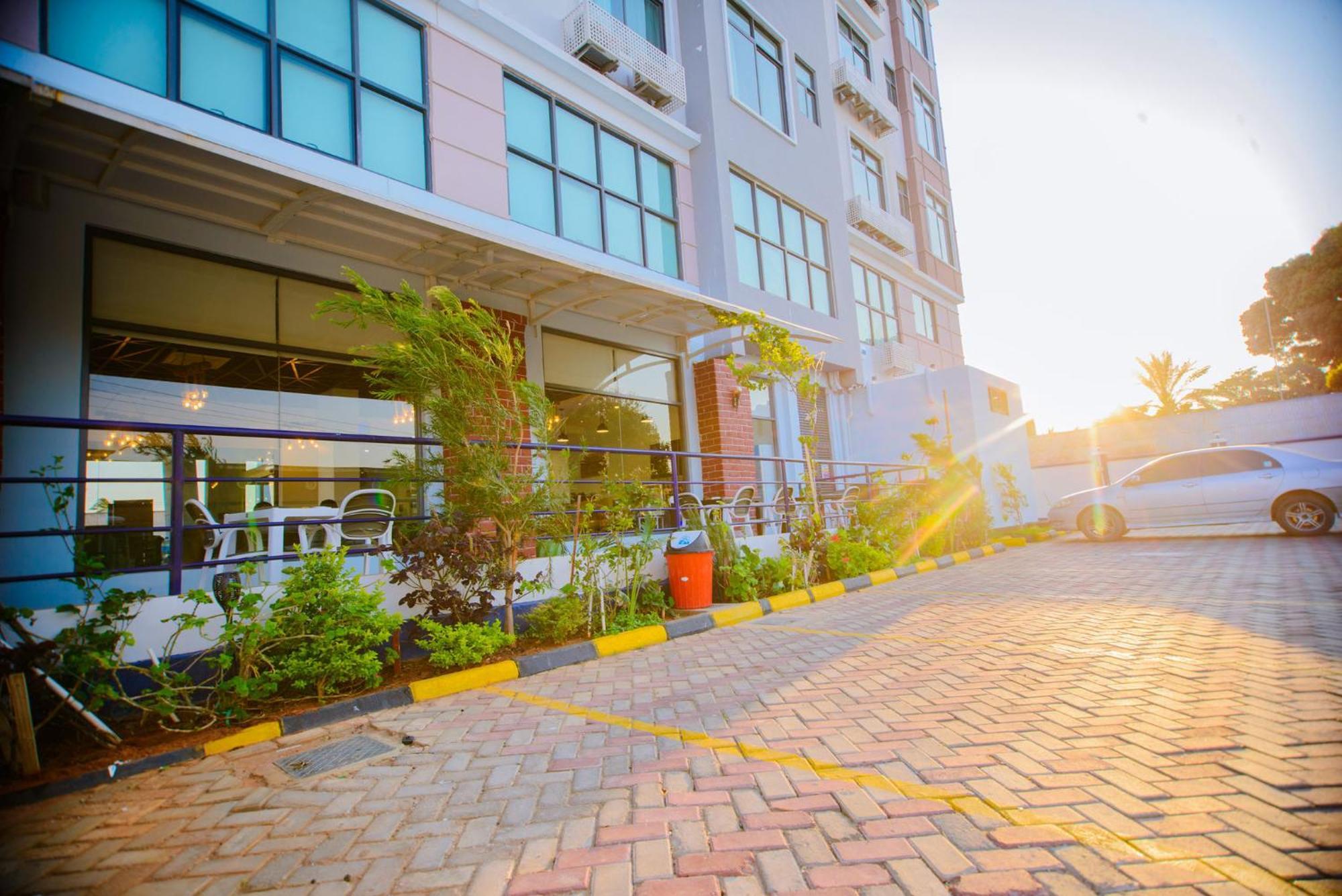 Best Western Dodoma City Hotel Exterior photo
